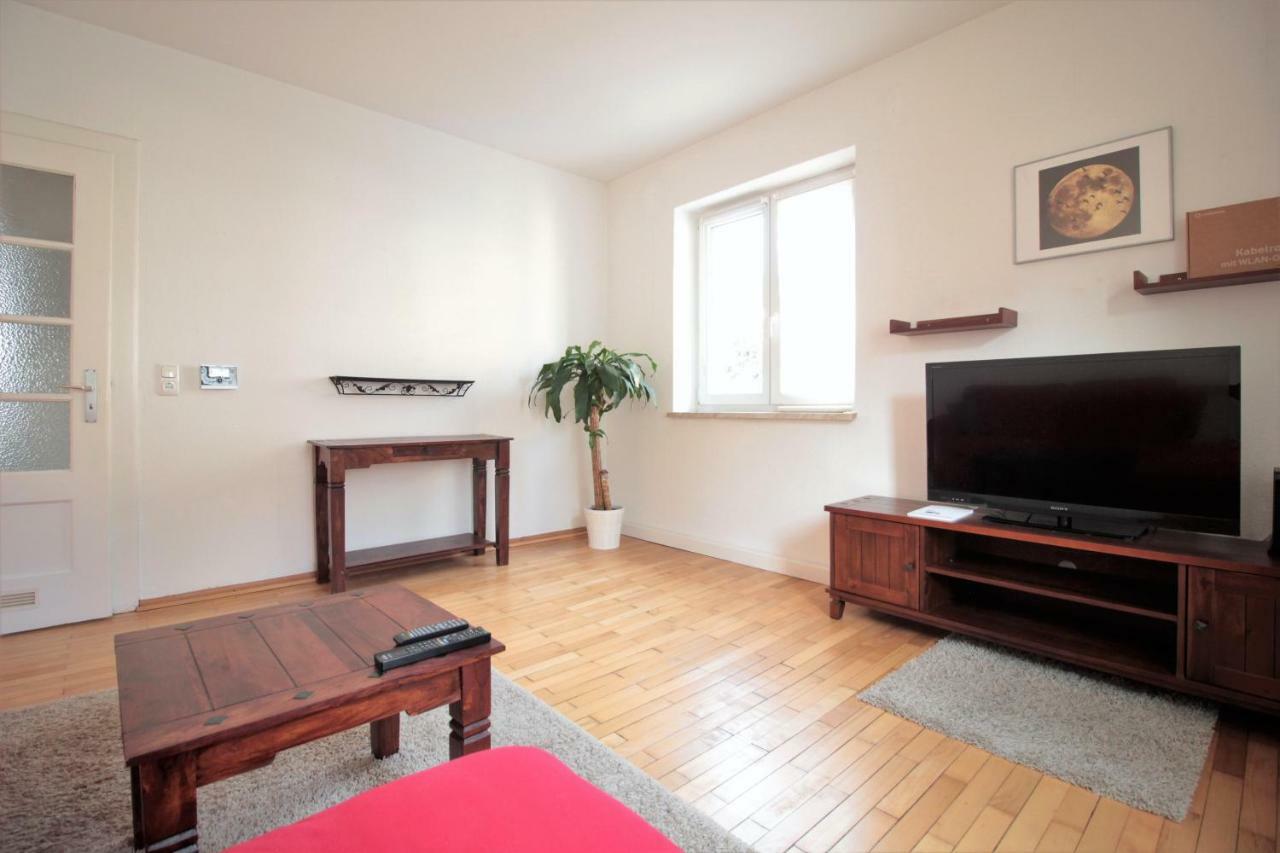 Charming 3-Bedroom Apartment With Parking Lot Würzburg Exterior foto