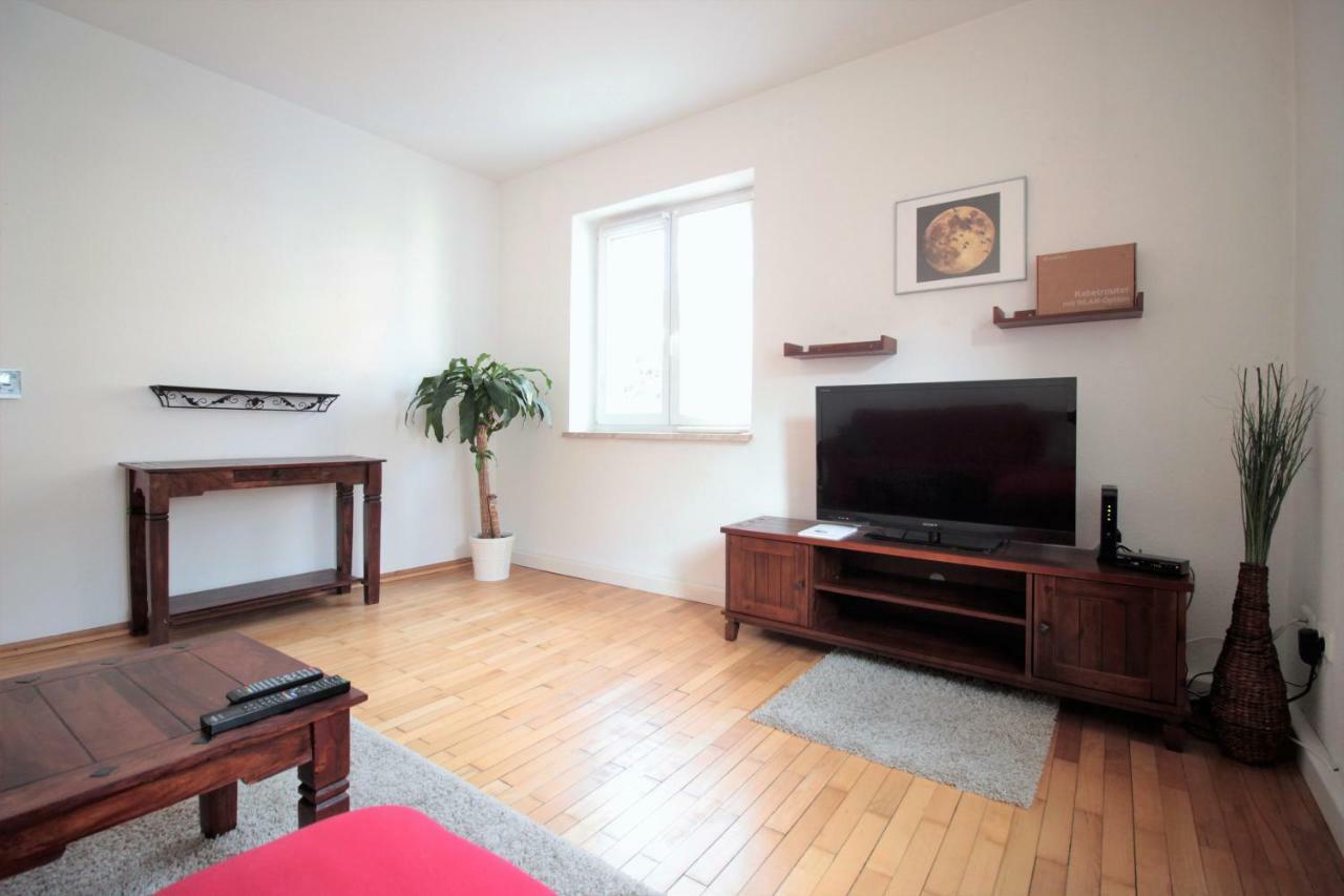 Charming 3-Bedroom Apartment With Parking Lot Würzburg Exterior foto