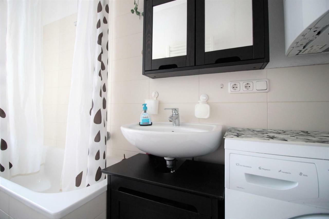 Charming 3-Bedroom Apartment With Parking Lot Würzburg Exterior foto